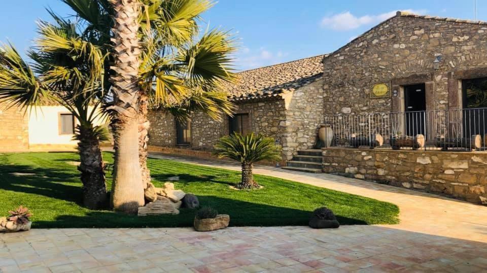 Agriturismo Russa Belladonna Caltagirone Exteriör bild